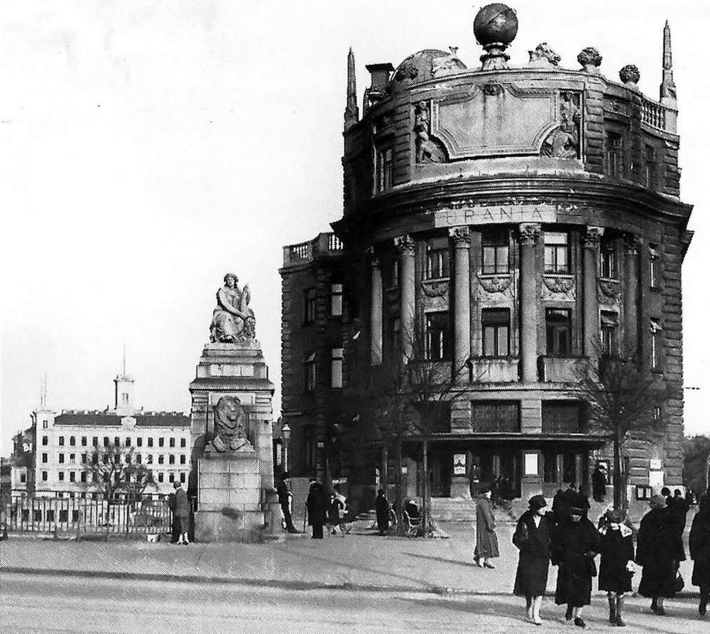 Prater Rooftop Pinnacle With Ac Vienna Exterior photo